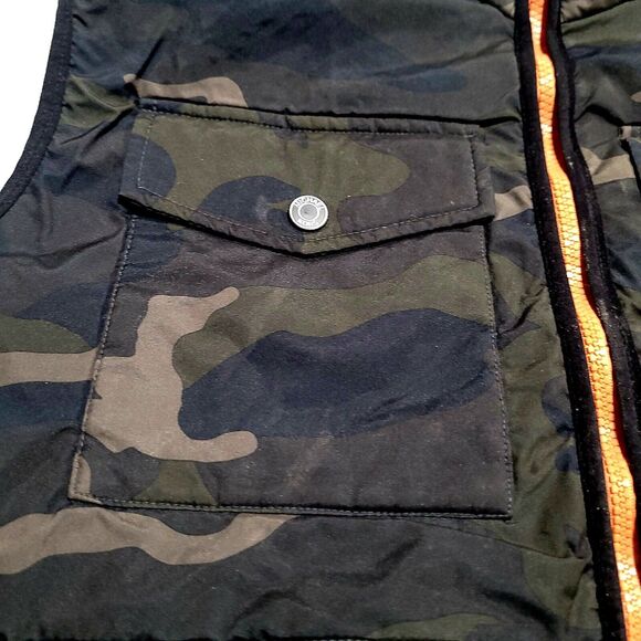 MICHAEL KORS Squaw Faux Shearling Camo Zip Vest Sherpa Fleece MENS SIZE XL EUC - Picture 9 of 12